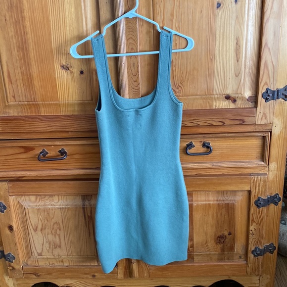 Abercrombie & Fitch fitted dress - Picture 3 of 5